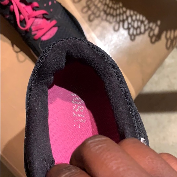 Nike Flex Running Shoes! - Picture 3 of 4